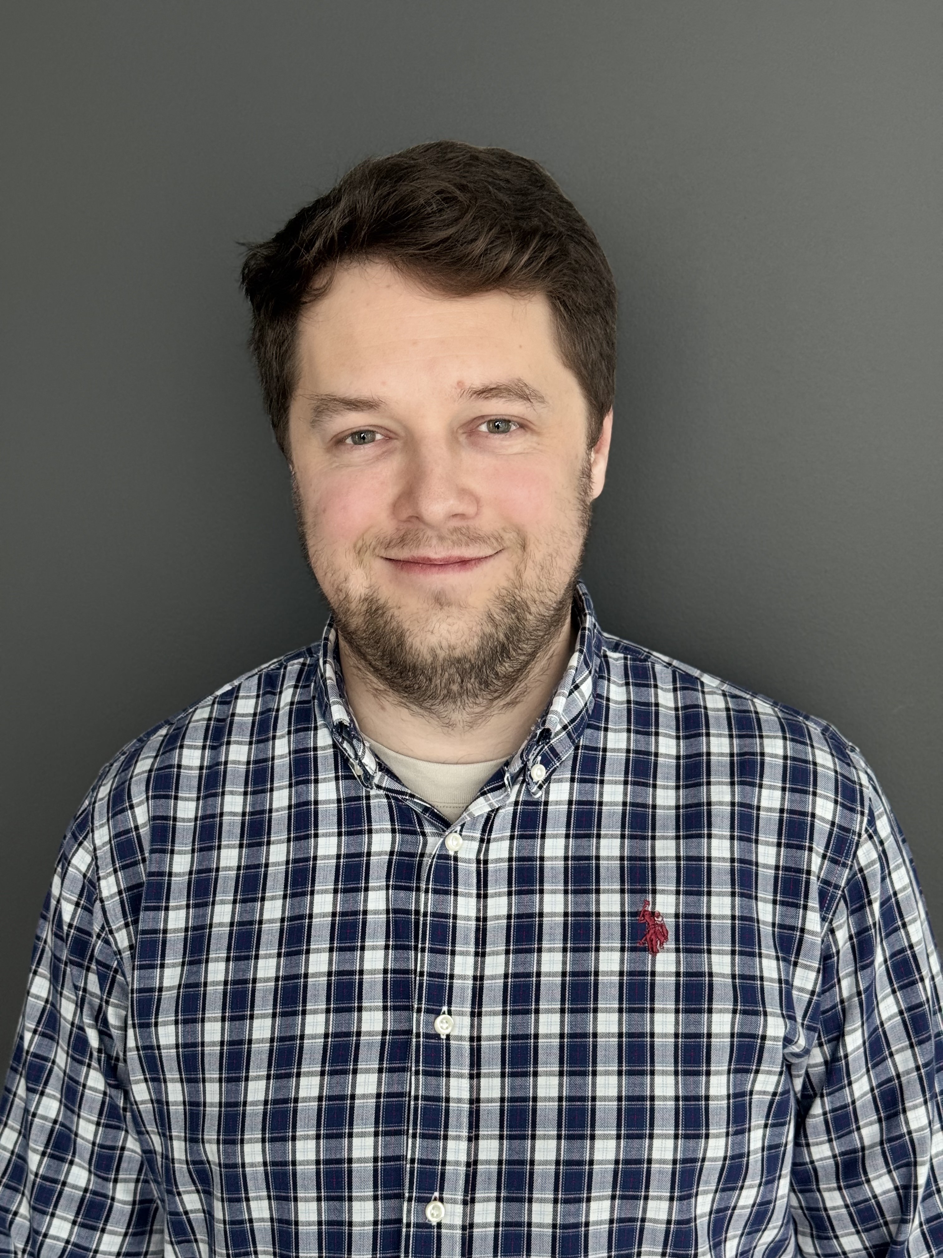 Максим Романовский